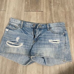Gap sexy boyfriend jean shorts